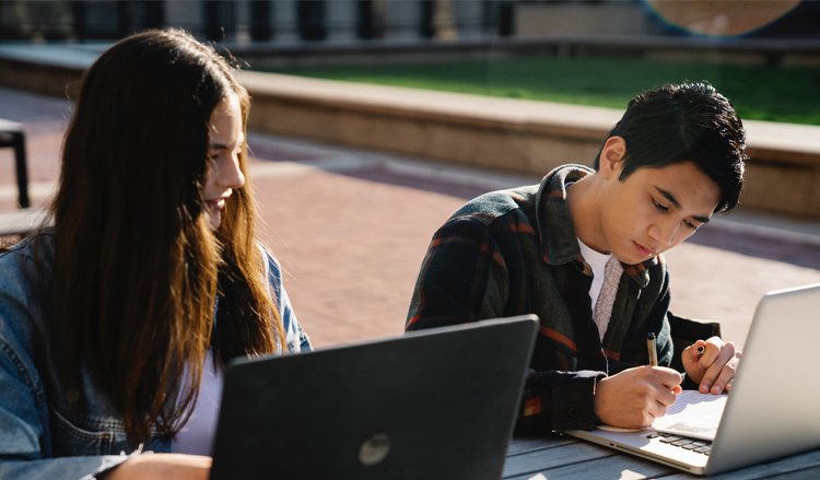 What to Expect at the BrightSparks Scholarship Fair